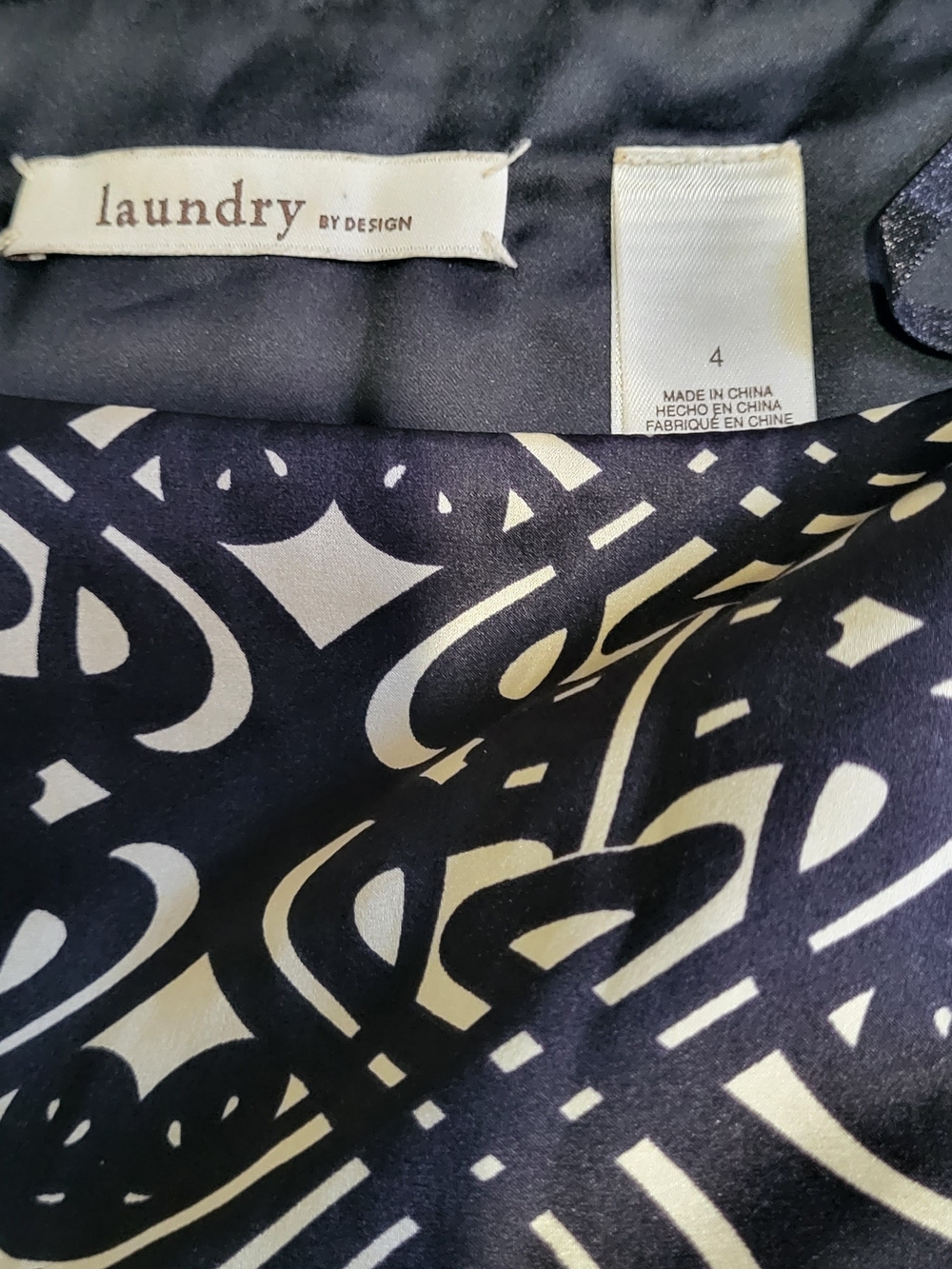 Laundry by Design Black and Cream Abstract Print Skirt